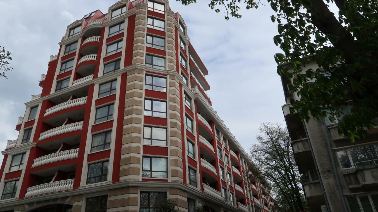Apartment Grand Karavel Centre Varna Bagian luar foto