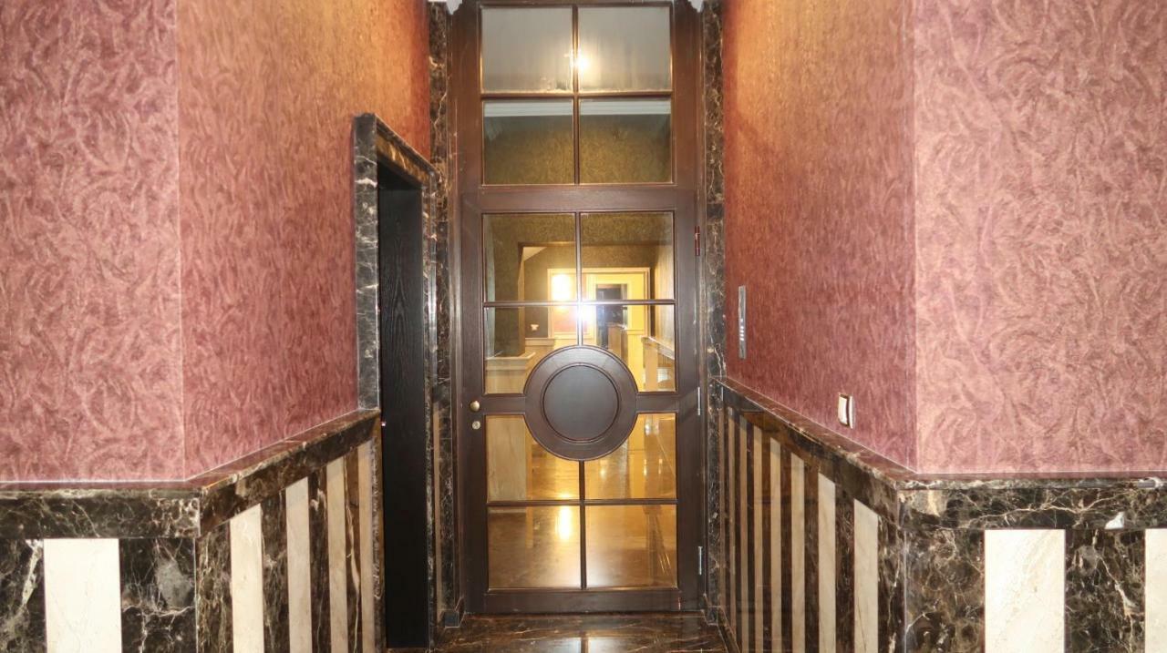 Apartment Grand Karavel Centre Varna Bagian luar foto