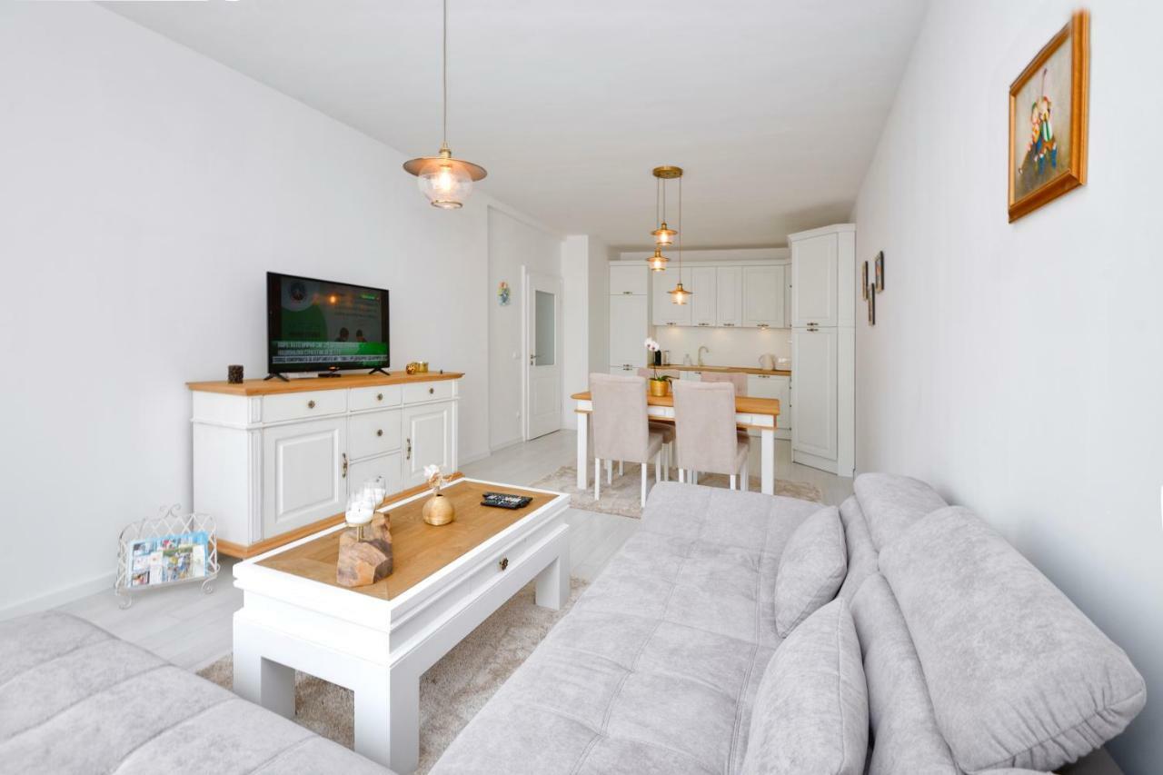 Apartment Grand Karavel Centre Varna Bagian luar foto