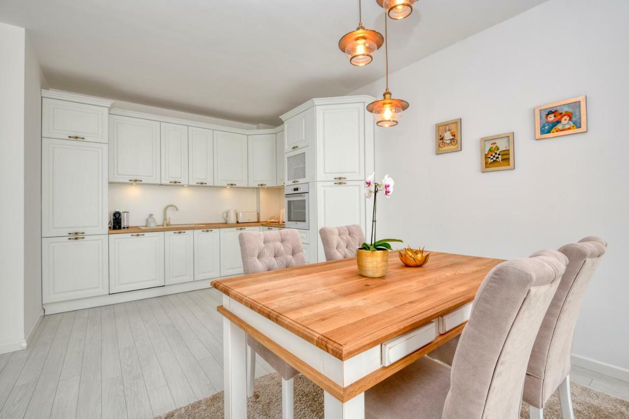 Apartment Grand Karavel Centre Varna Bagian luar foto
