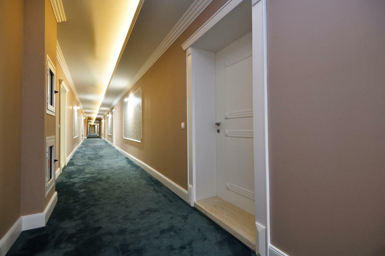 Apartment Grand Karavel Centre Varna Bagian luar foto